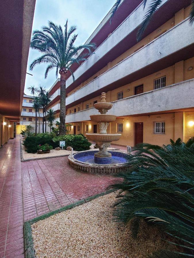Primera Linia De Mar, Zona Tranquila Apartment Cambrils Bagian luar foto